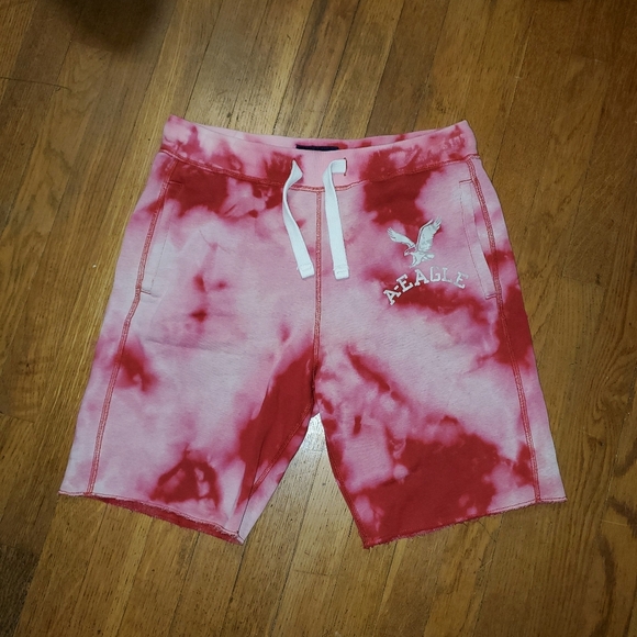American Eagle Red Tie-Dye Shorts - Picture 1 of 12